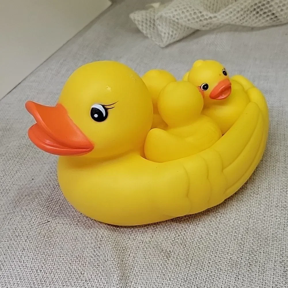 Bath toy assortment with mesh bag‎